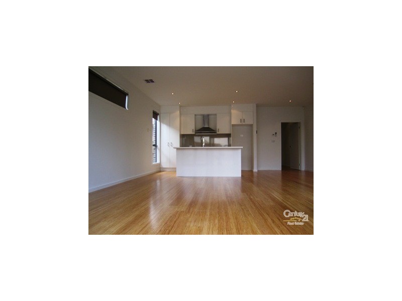 1/21 Dove Ave, Altona VIC 3018