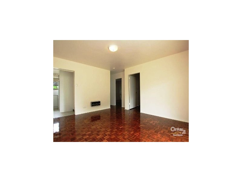 3/3-5 Robin Street, Altona VIC 3018