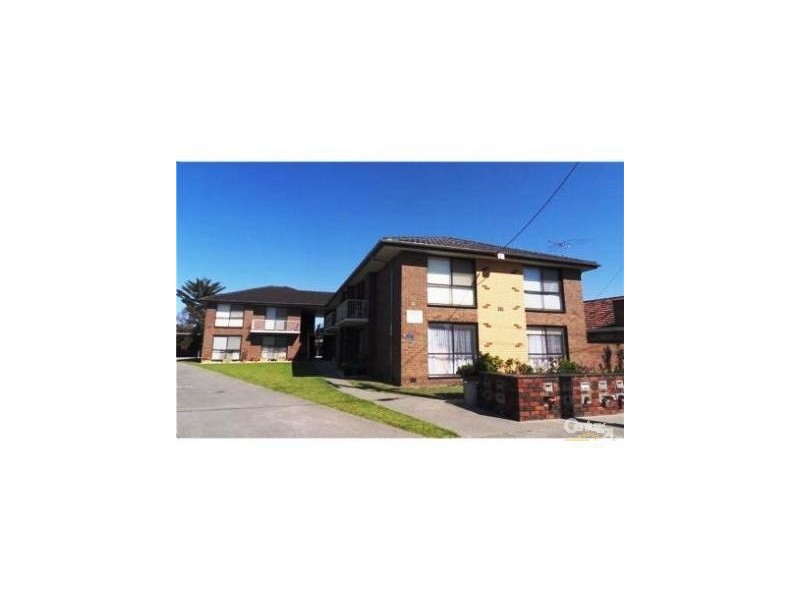 3/3-5 Robin Street, Altona VIC 3018