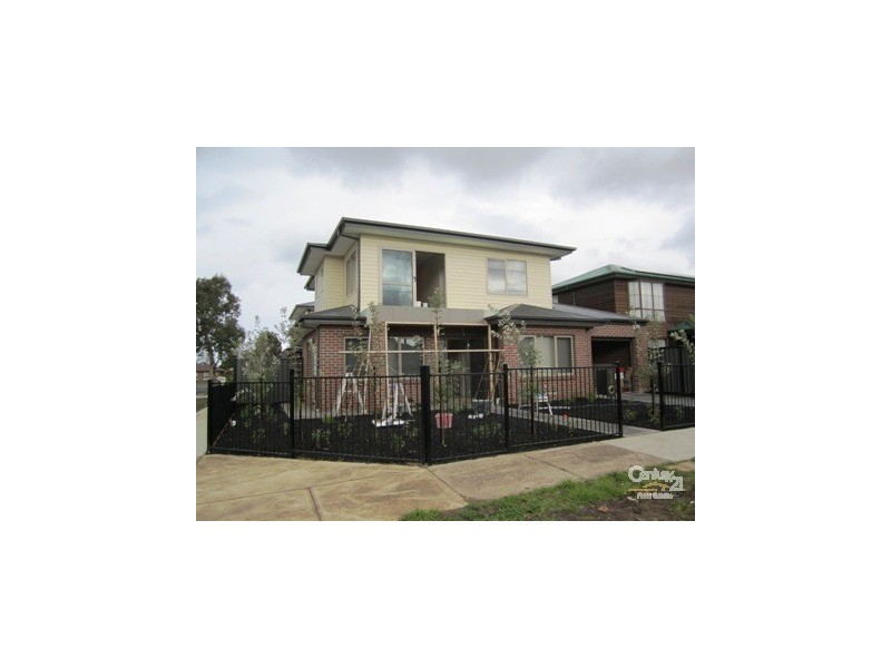 1/43 Burt Street, Altona VIC 3018