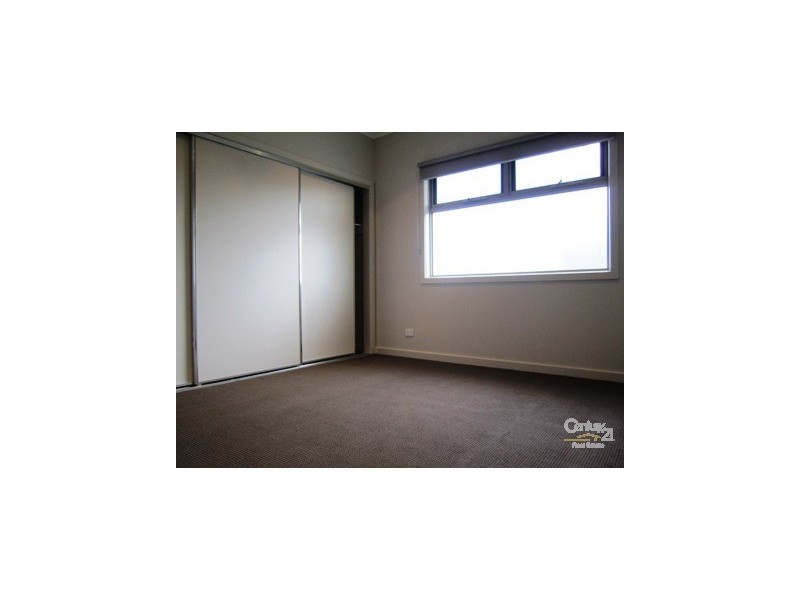 1/43 Burt Street, Altona VIC 3018