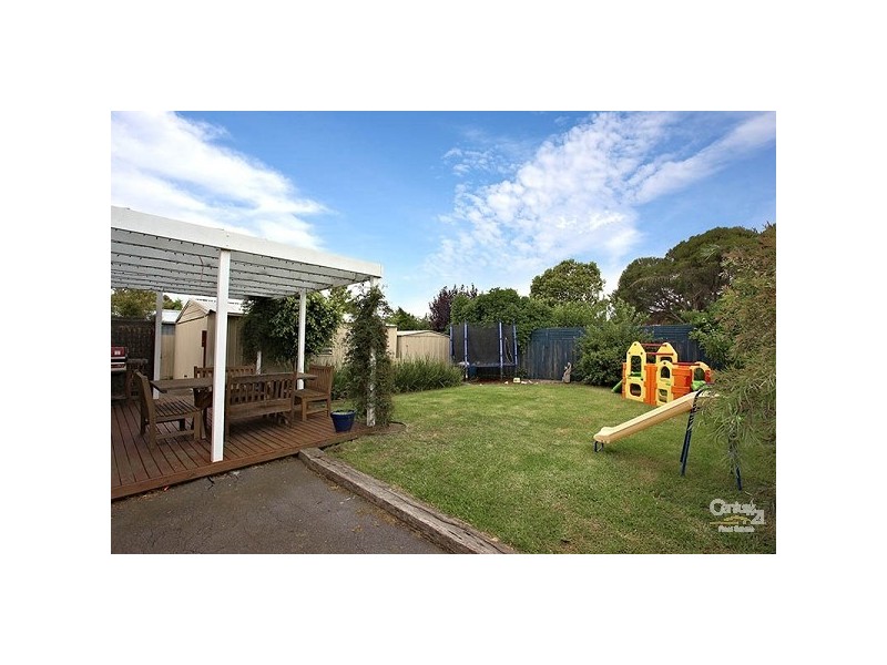 14 Akuna Street, Altona VIC 3018