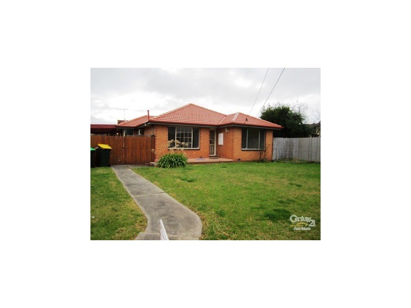 2 Finley Rd, Altona VIC 3018