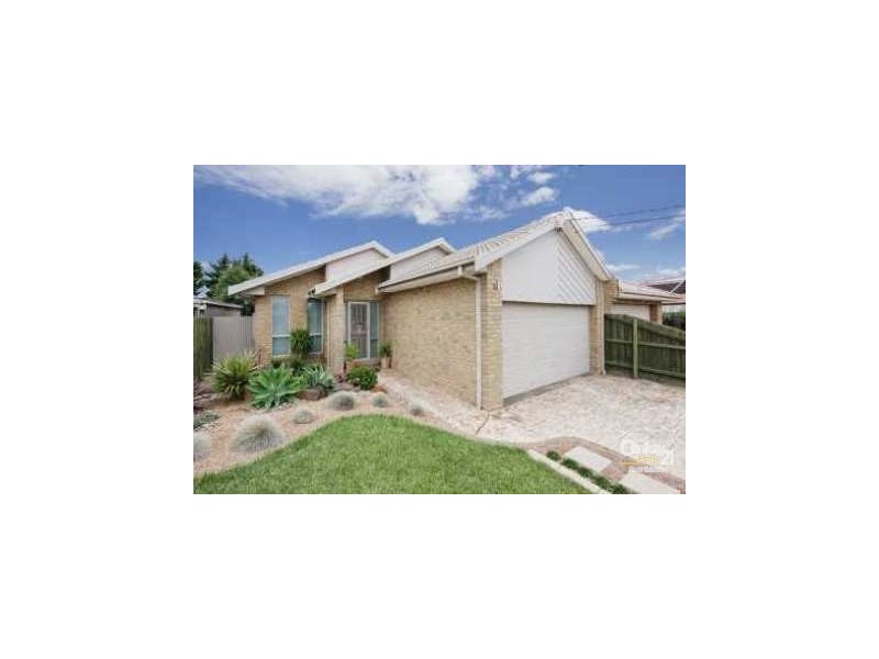 6 Davis Court, Altona Meadows VIC 3028