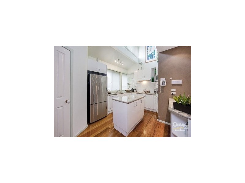 6 Davis Court, Altona Meadows VIC 3028