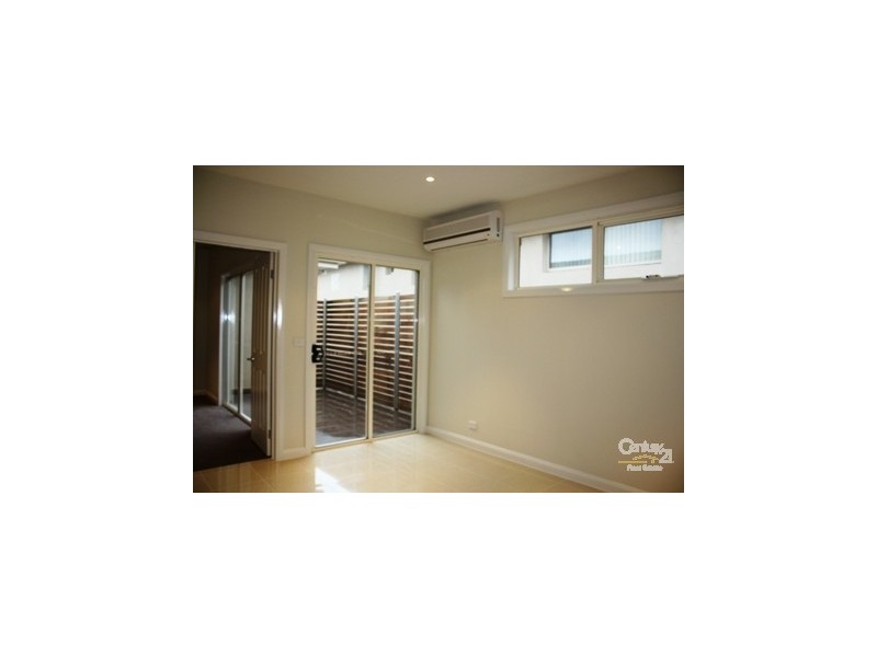 6/42 Nolan Ave, Brooklyn VIC 3012