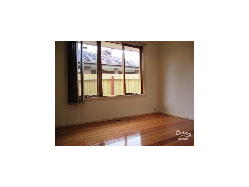 31 First Avenue, Altona North VIC 3025