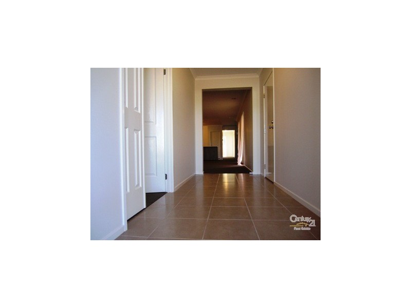 13 Slayton Road, Truganina VIC 3029