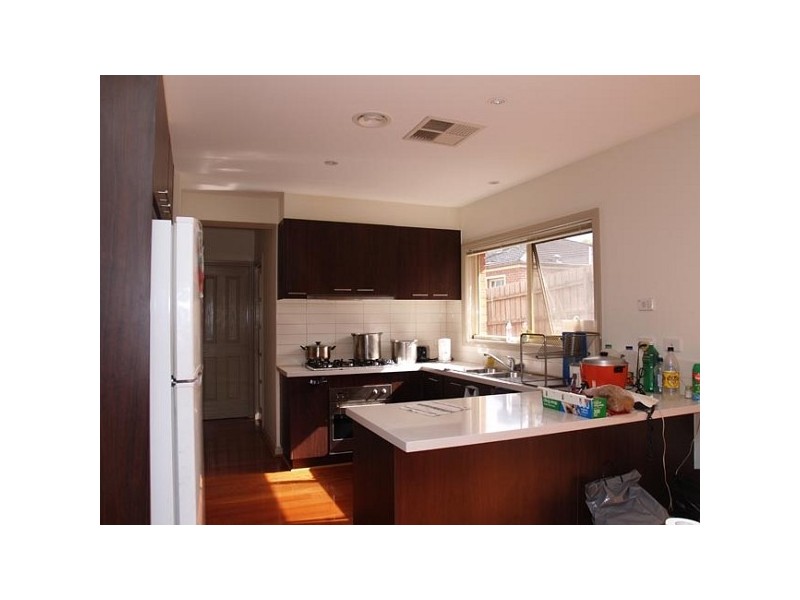 2/7 MAY STREET, Doncaster East VIC 3109