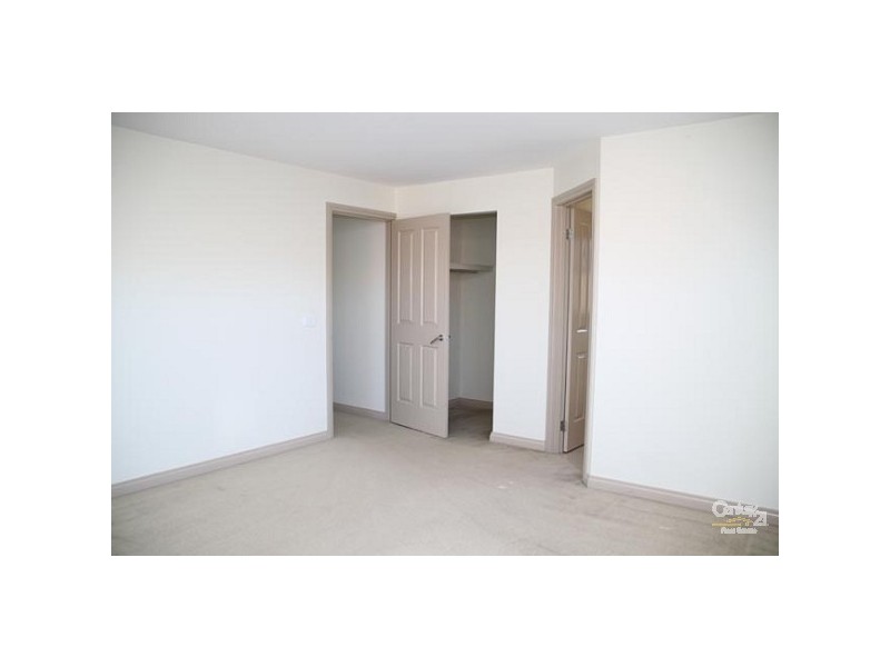 2/7 MAY STREET, Doncaster East VIC 3109