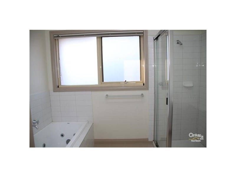 2/7 MAY STREET, Doncaster East VIC 3109