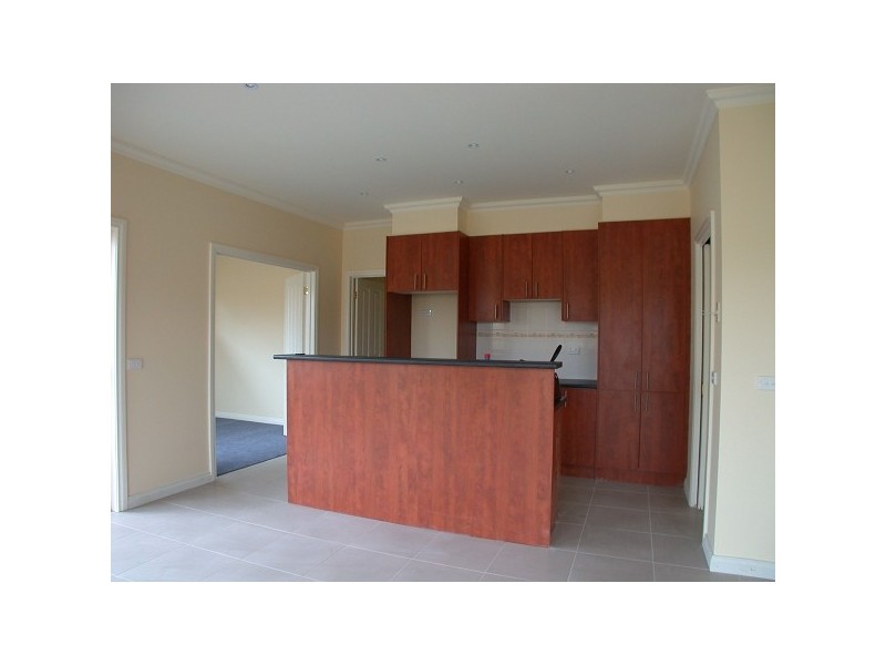 2/78 Robinlee Avenue, Burwood East VIC 3151