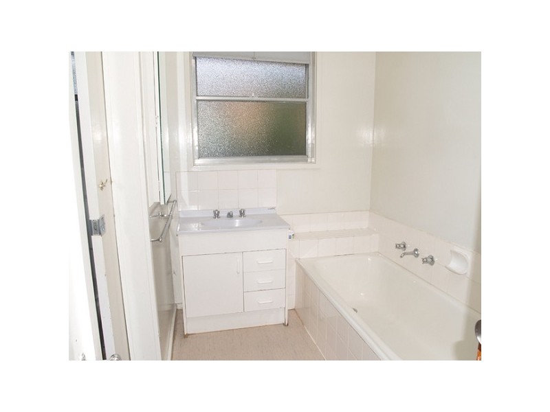 16 Patricia Court, Yallambie VIC 3085