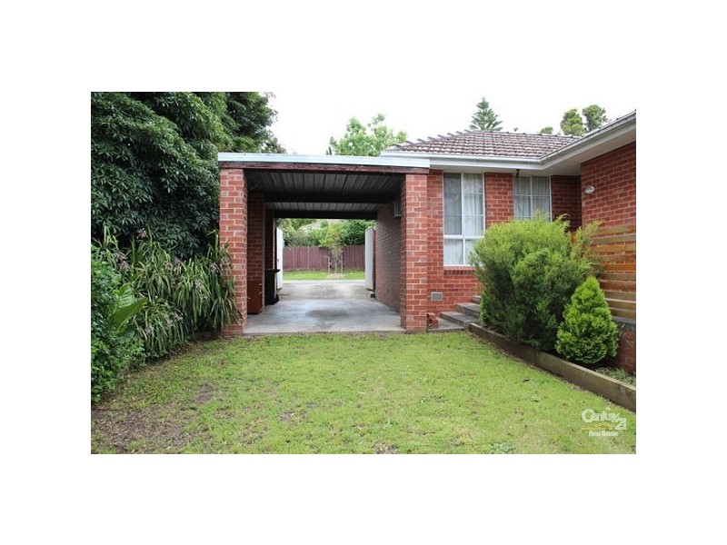 2/8 Sweyn Street, Balwyn North VIC 3104