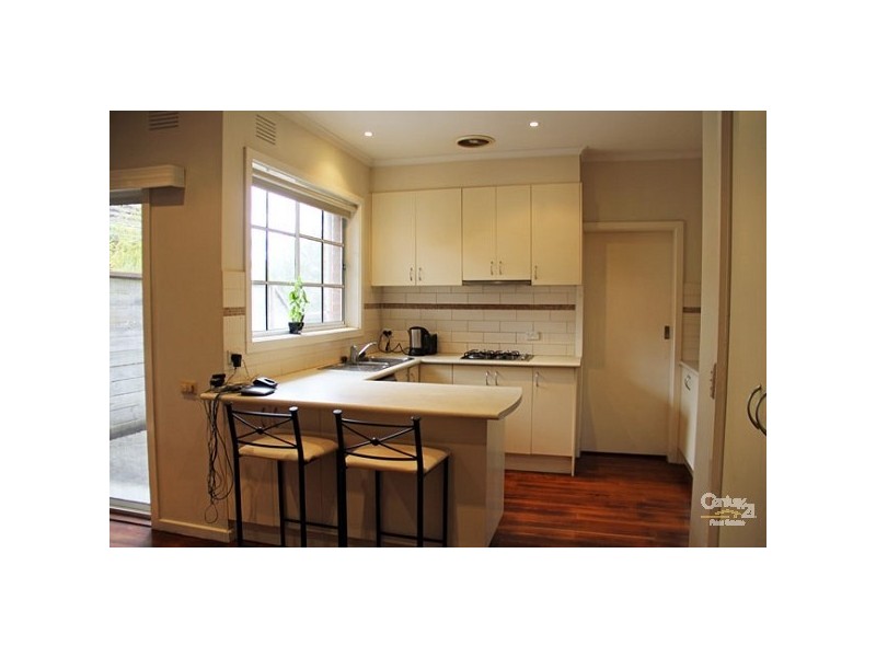 2/8 Sweyn Street, Balwyn North VIC 3104