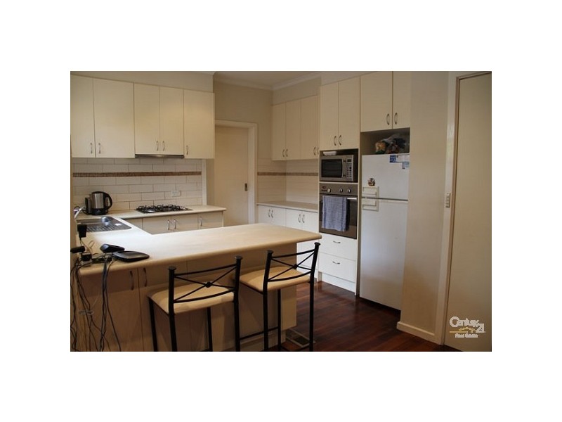 2/8 Sweyn Street, Balwyn North VIC 3104