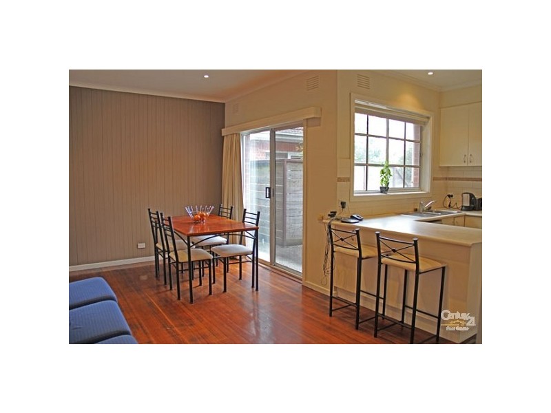 2/8 Sweyn Street, Balwyn North VIC 3104