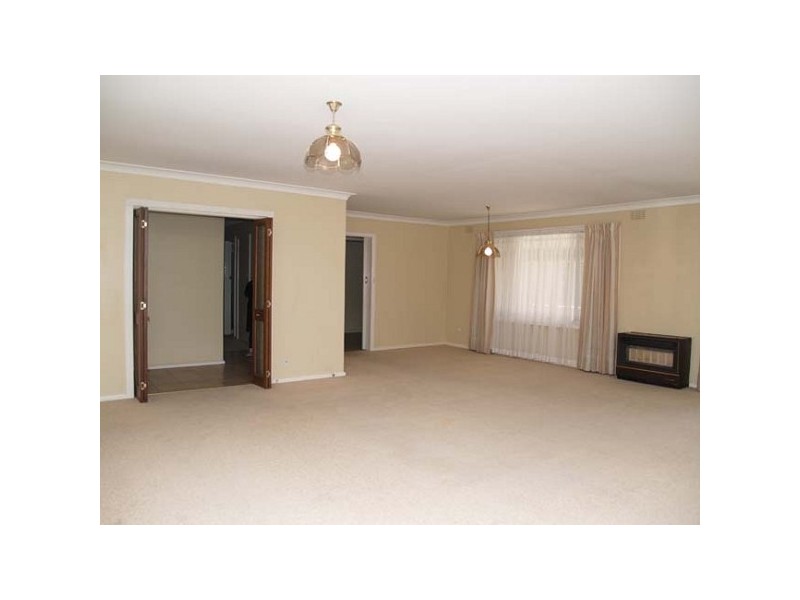 73 Wetherby Rd, Doncaster VIC 3108