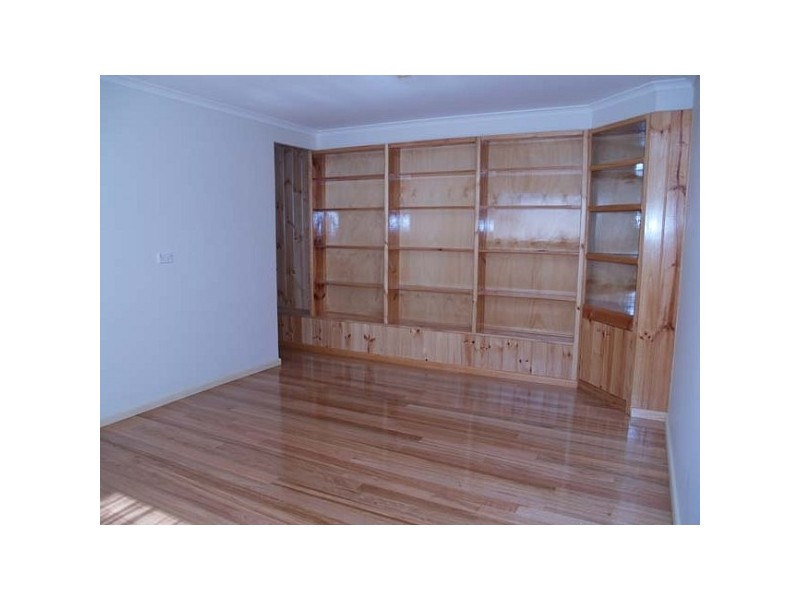 73 Wetherby Rd, Doncaster VIC 3108