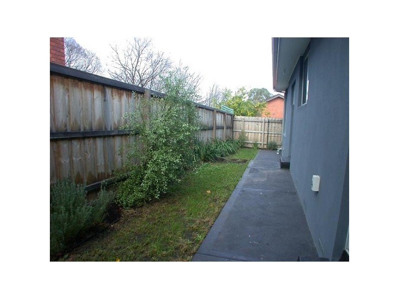 2/828 Doncaster Rd, Doncaster VIC 3108