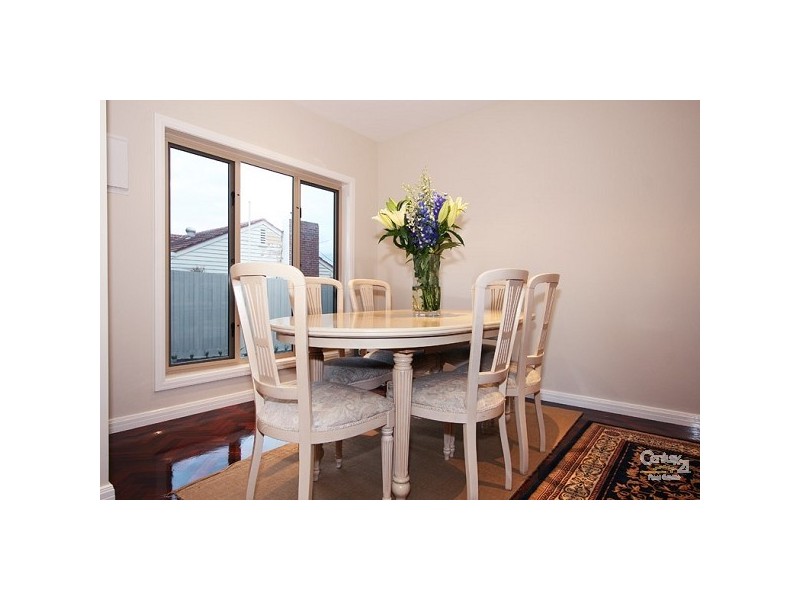 2/15 Beverley Street, Doncaster East VIC 3109