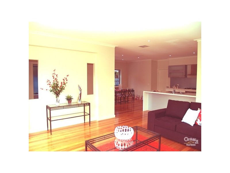 1 /1082 Doncaster Road, Doncaster East VIC 3109