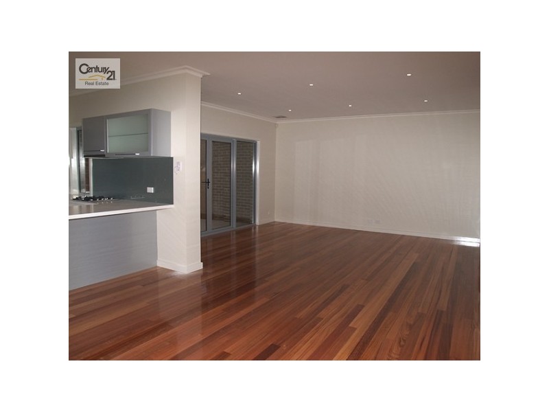 1 /1082 Doncaster Road, Doncaster East VIC 3109