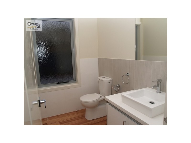 1 /1082 Doncaster Road, Doncaster East VIC 3109