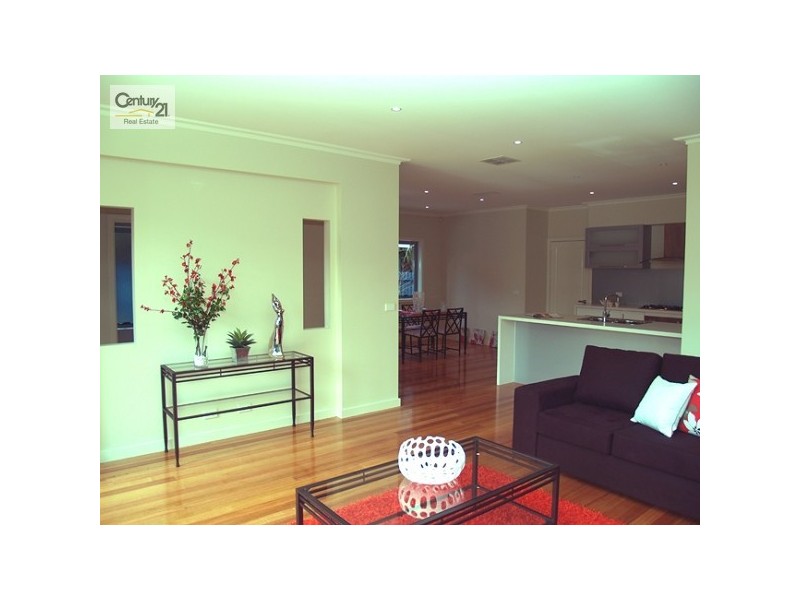 1 /1082 Doncaster Road, Doncaster East VIC 3109