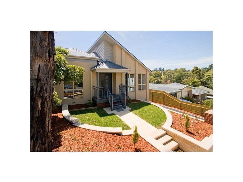 25 Reserve Rd, Ringwood VIC 3134