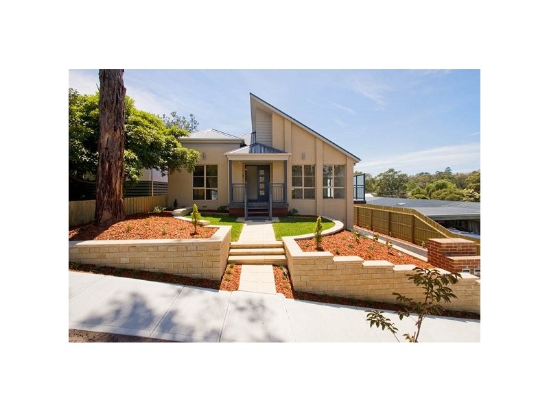 25 Reserve Rd, Ringwood VIC 3134