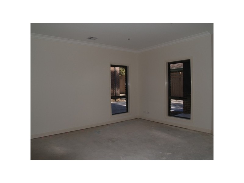 2/1093 Doncaster Rd, Doncaster East VIC 3109