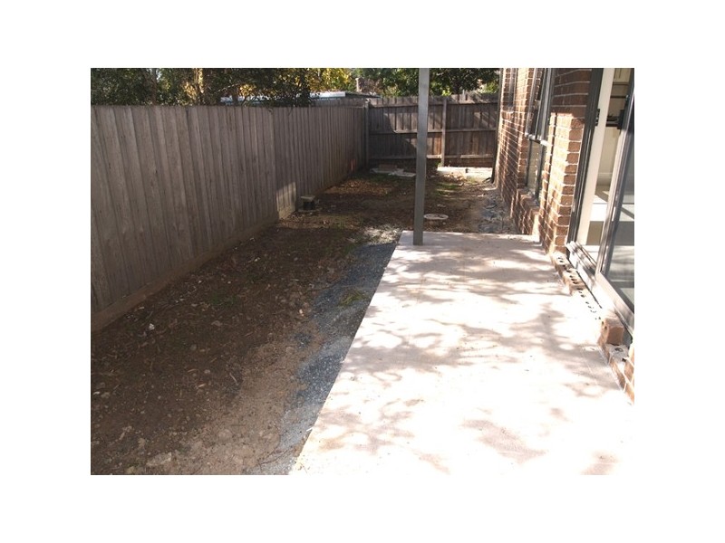 2/1093 Doncaster Rd, Doncaster East VIC 3109