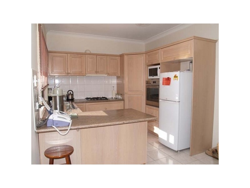 2/5 Bayley Grove, Doncaster VIC 3108