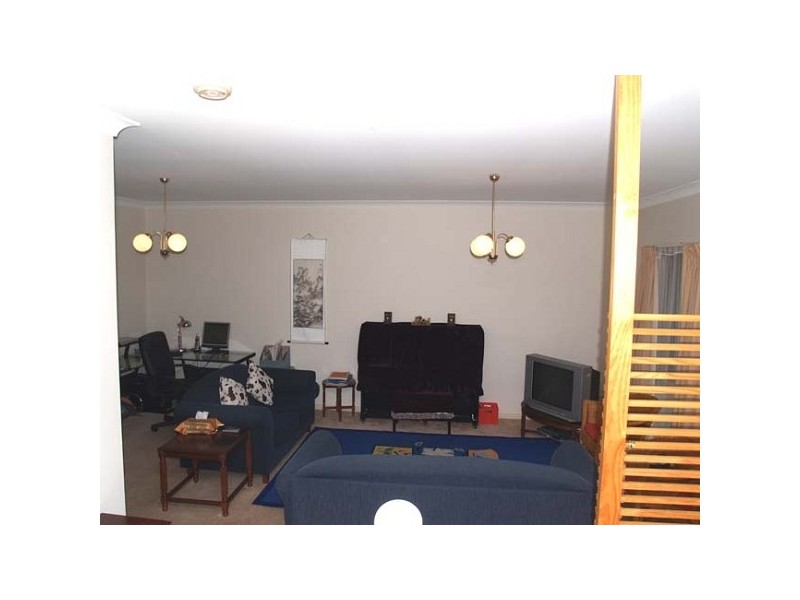2/5 Bayley Grove, Doncaster VIC 3108