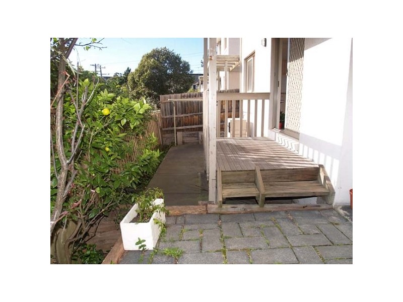 2/5 Bayley Grove, Doncaster VIC 3108