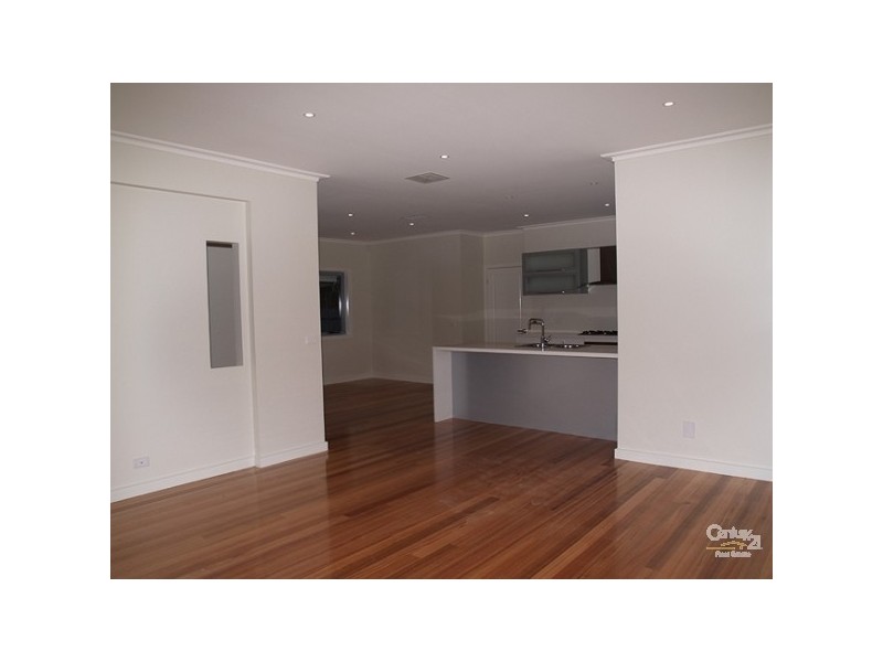 1/1082 Doncaster Road, Doncaster East VIC 3109