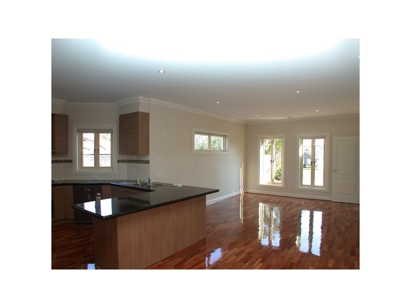 1/5 Olron Rise, Doncaster East VIC 3109