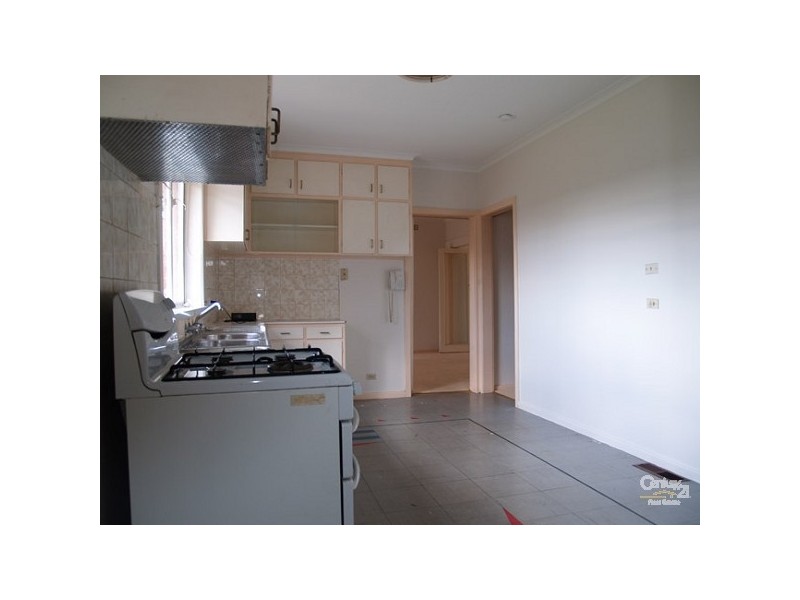 35 Hillingdon Crescent, Doncaster VIC 3108