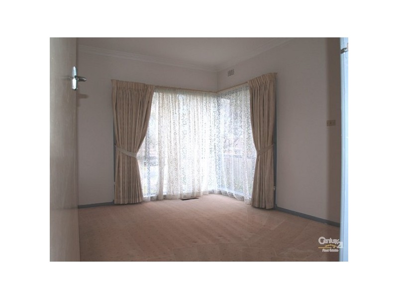 35 Hillingdon Crescent, Doncaster VIC 3108