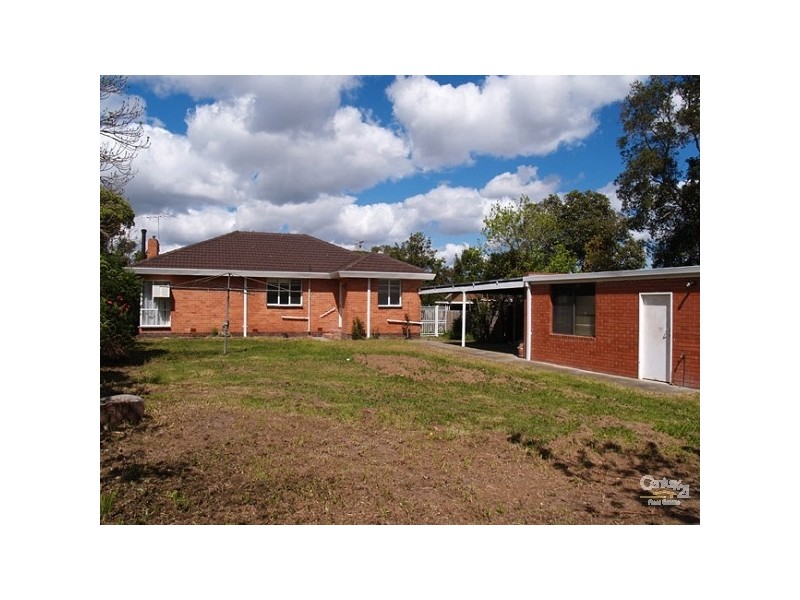 35 Hillingdon Crescent, Doncaster VIC 3108