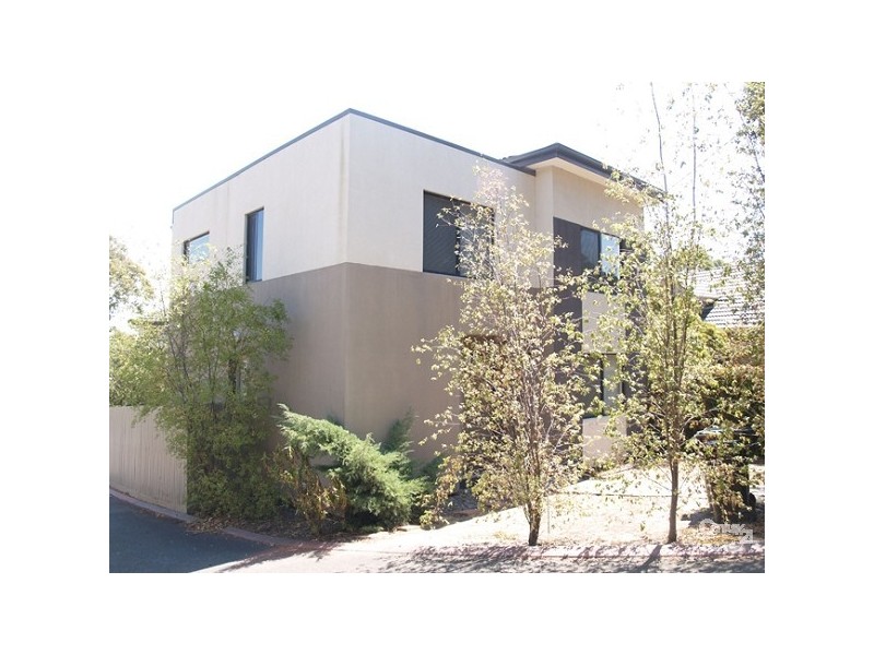 1/46 Boronia Grove, Doncaster East VIC 3109