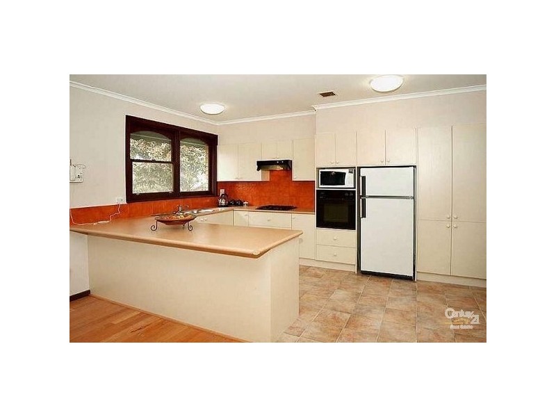 8 Correa Court, Doncaster East VIC 3109