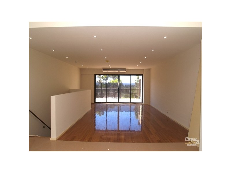 1/747 Doncaster Road, Doncaster VIC 3108