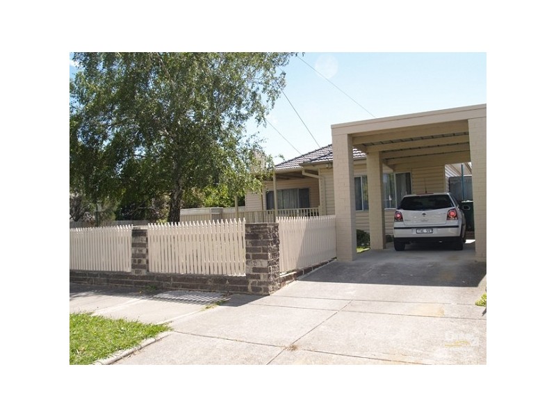 48 BARRY ROAD, Burwood East VIC 3151