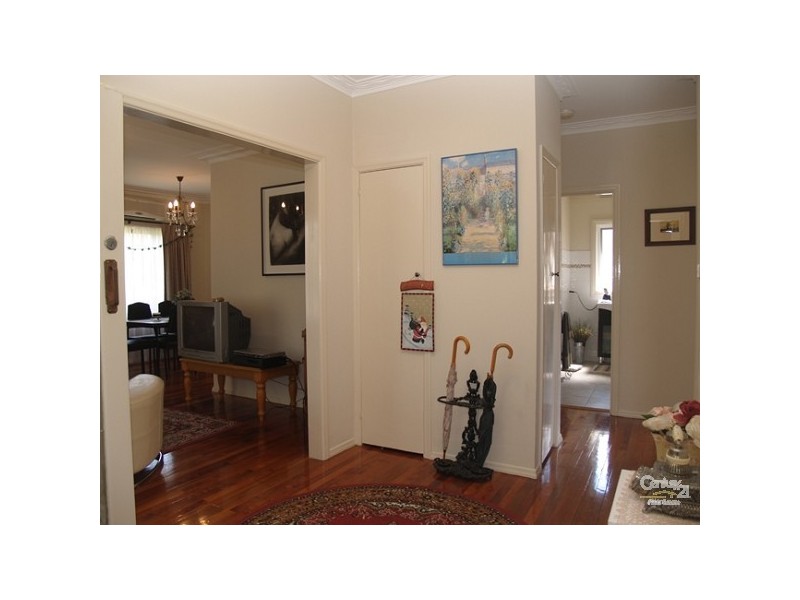 48 BARRY ROAD, Burwood East VIC 3151