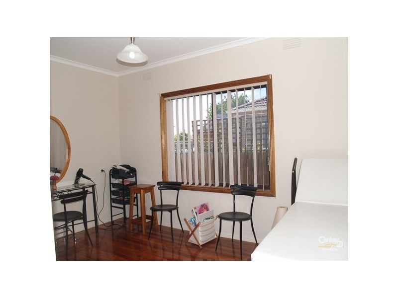 48 BARRY ROAD, Burwood East VIC 3151