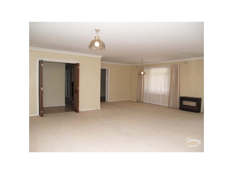 73 Wetherby Rd, Doncaster VIC 3108