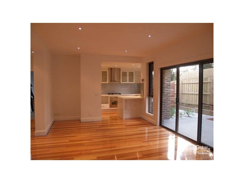 3/4 Rupert Street, Doncaster East VIC 3109