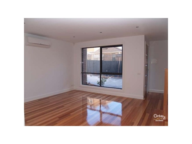 3/4 Rupert Street, Doncaster East VIC 3109